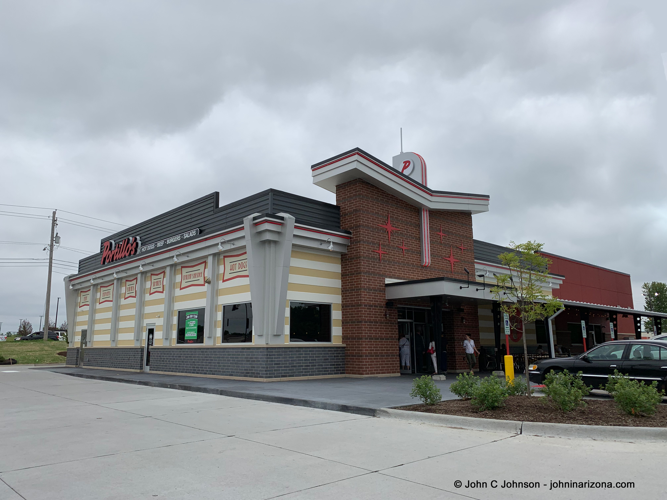 Portillo's Hot Dogs Davenport, Iowa