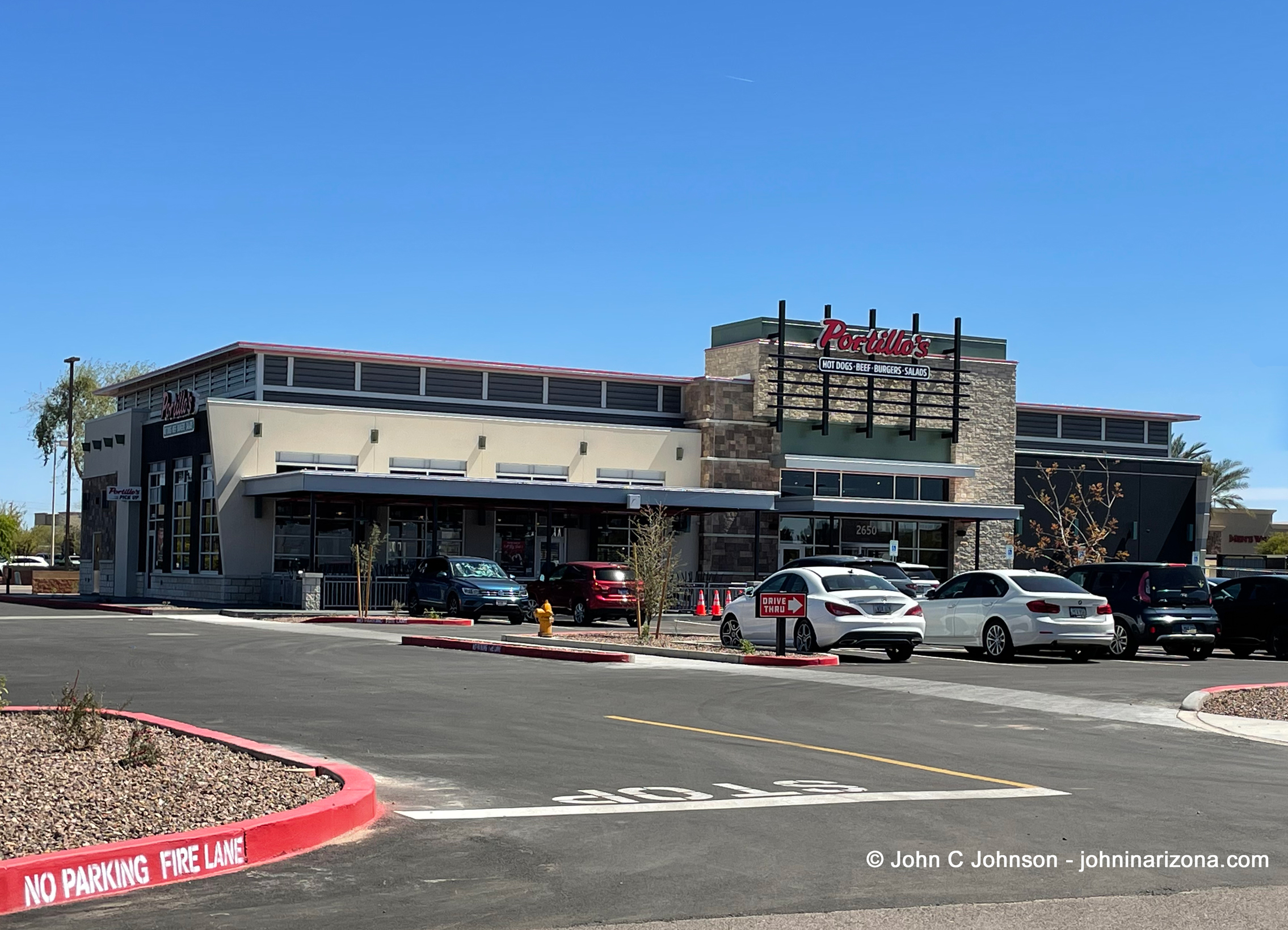 Portillo's Hot Dogs Gilbert, Arizona